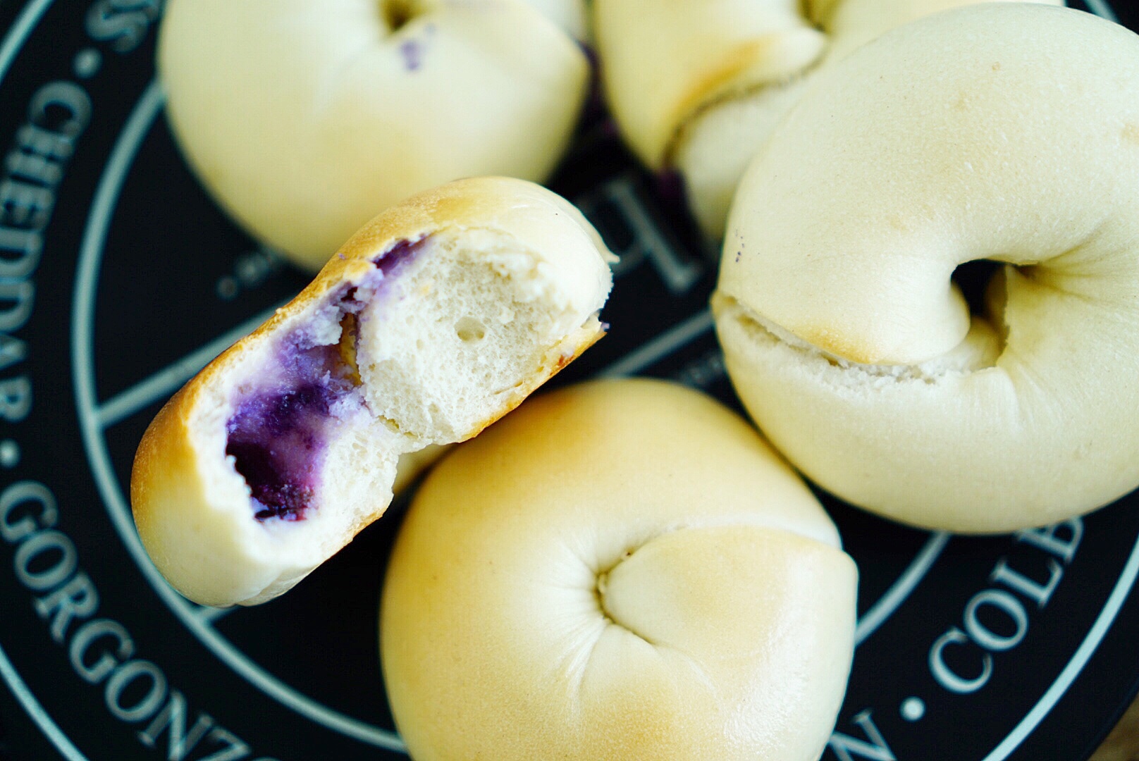 蓝莓乳酪贝果的做法