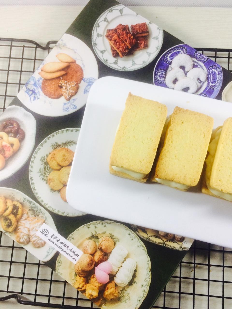 乳酪奶油夹心酥饼（芝士夹心饼干）