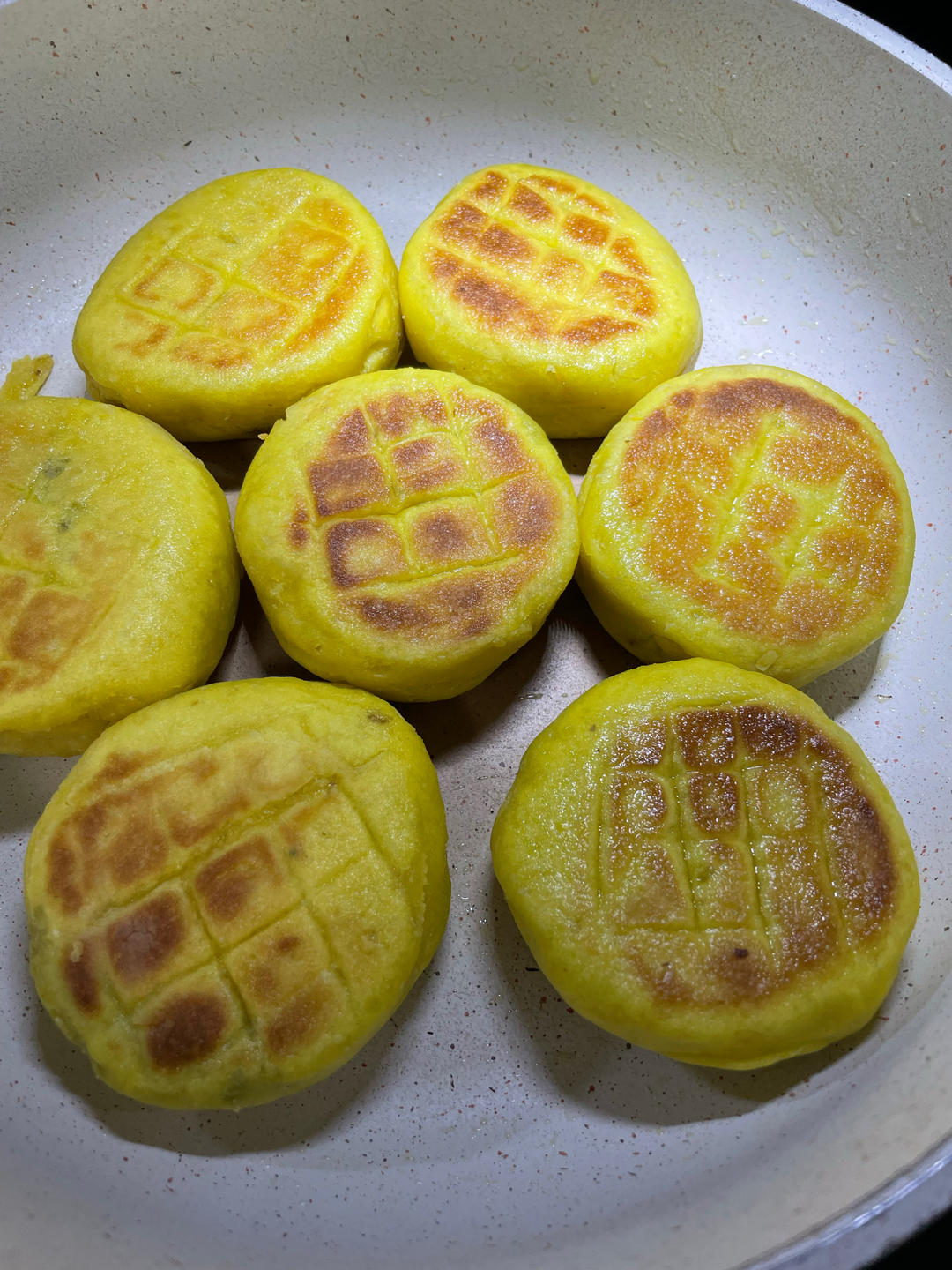 堂妈小厨——发面南瓜饼