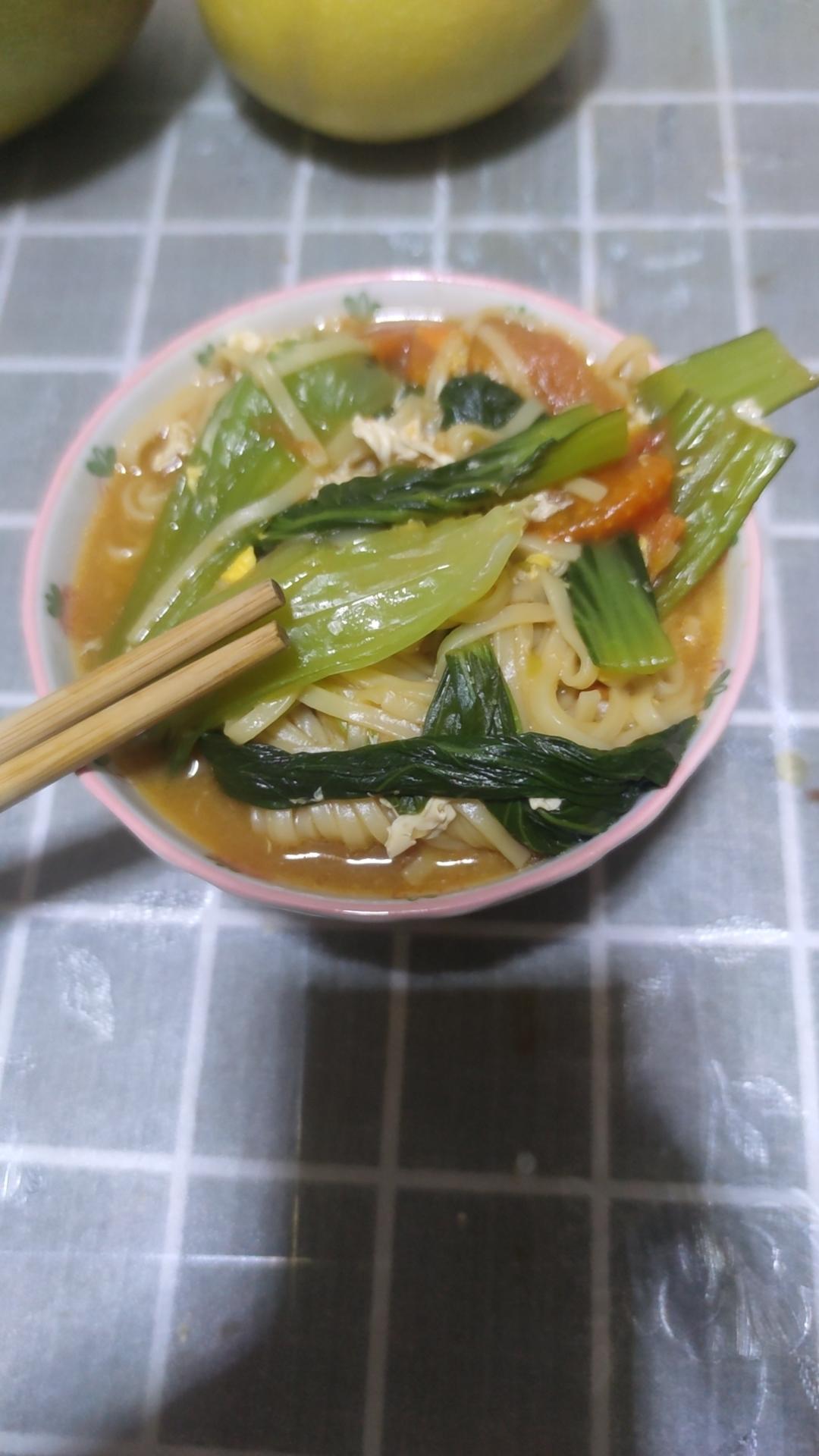 恨不得抱着锅舔的番茄鸡蛋面