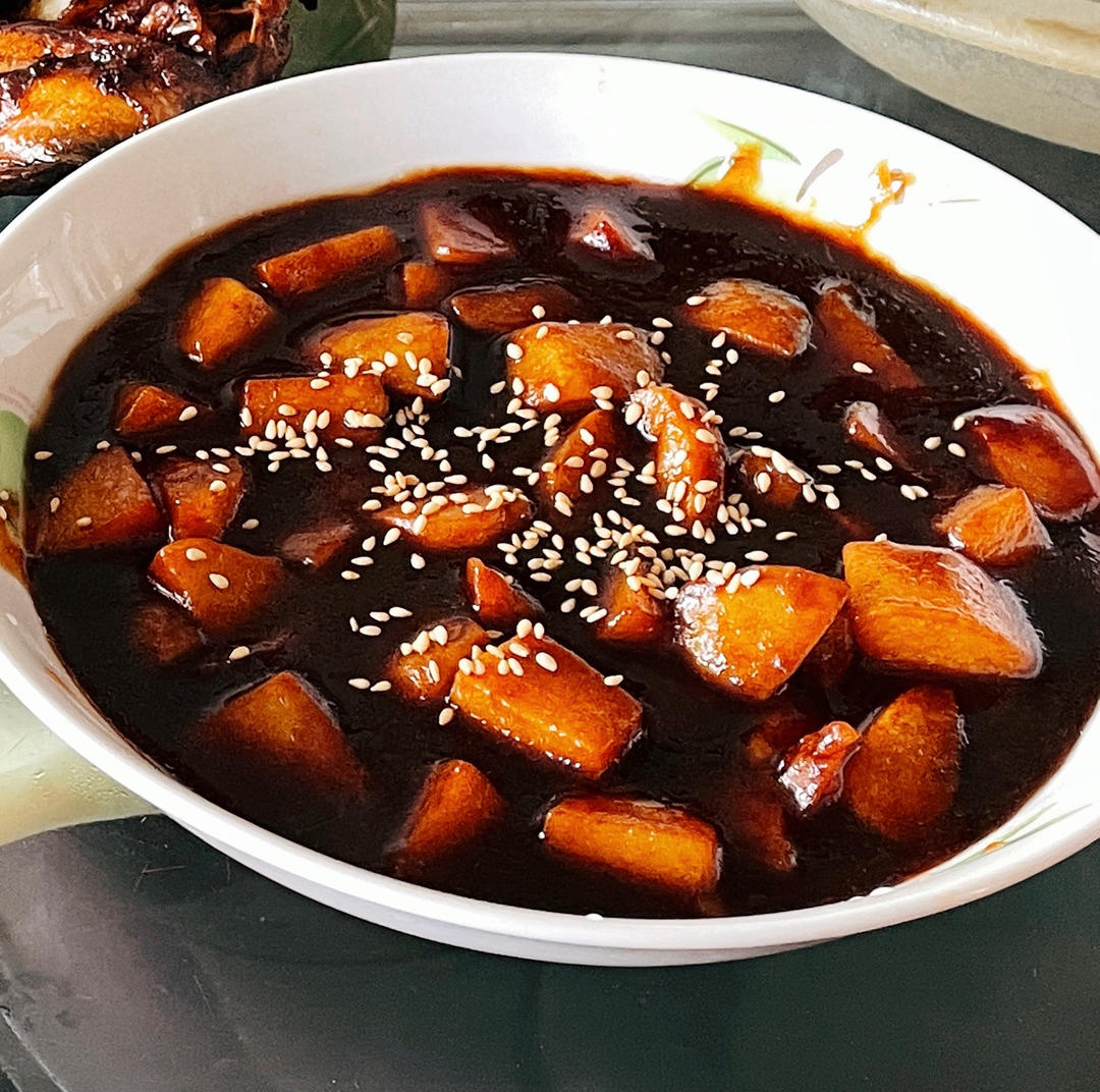 酸甜软糯！好吃到停不下来的糖醋土豆拌饭