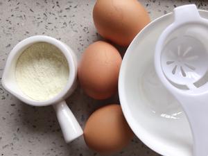 宝宝吃不够的蛋黄溶豆的做法 步骤2