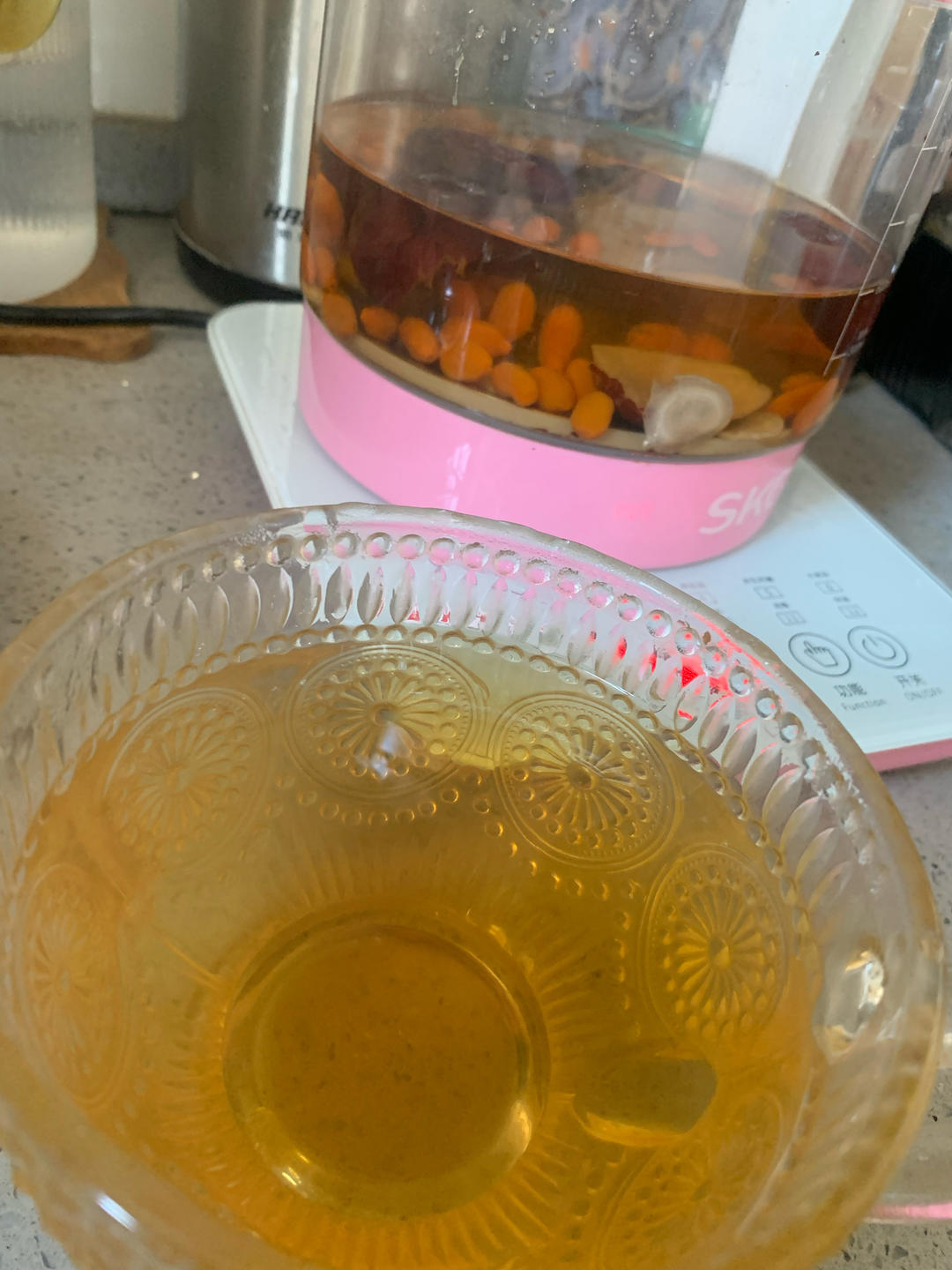 养生壶 黄芪红枣枸杞气血茶