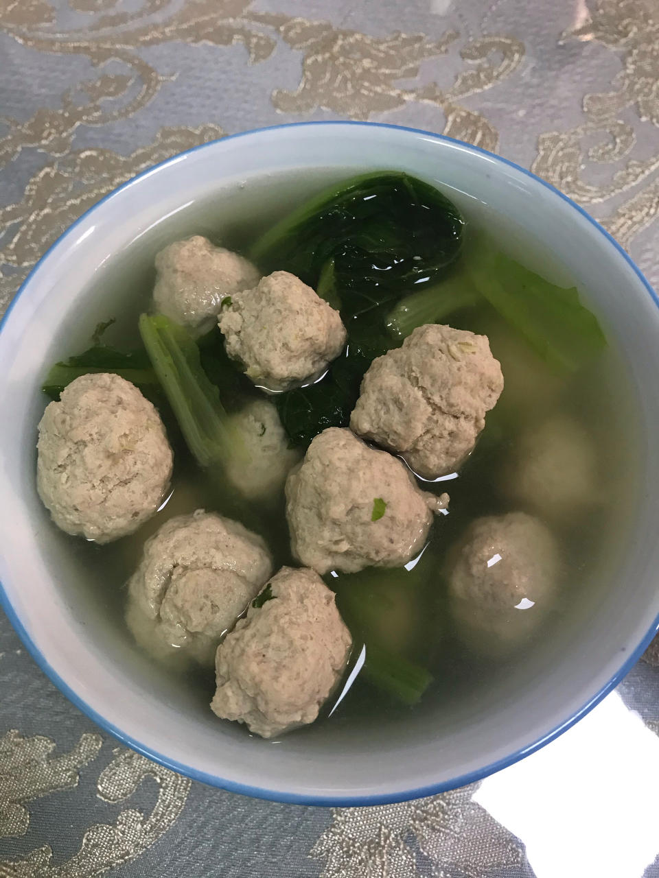 小白菜肉丸汤