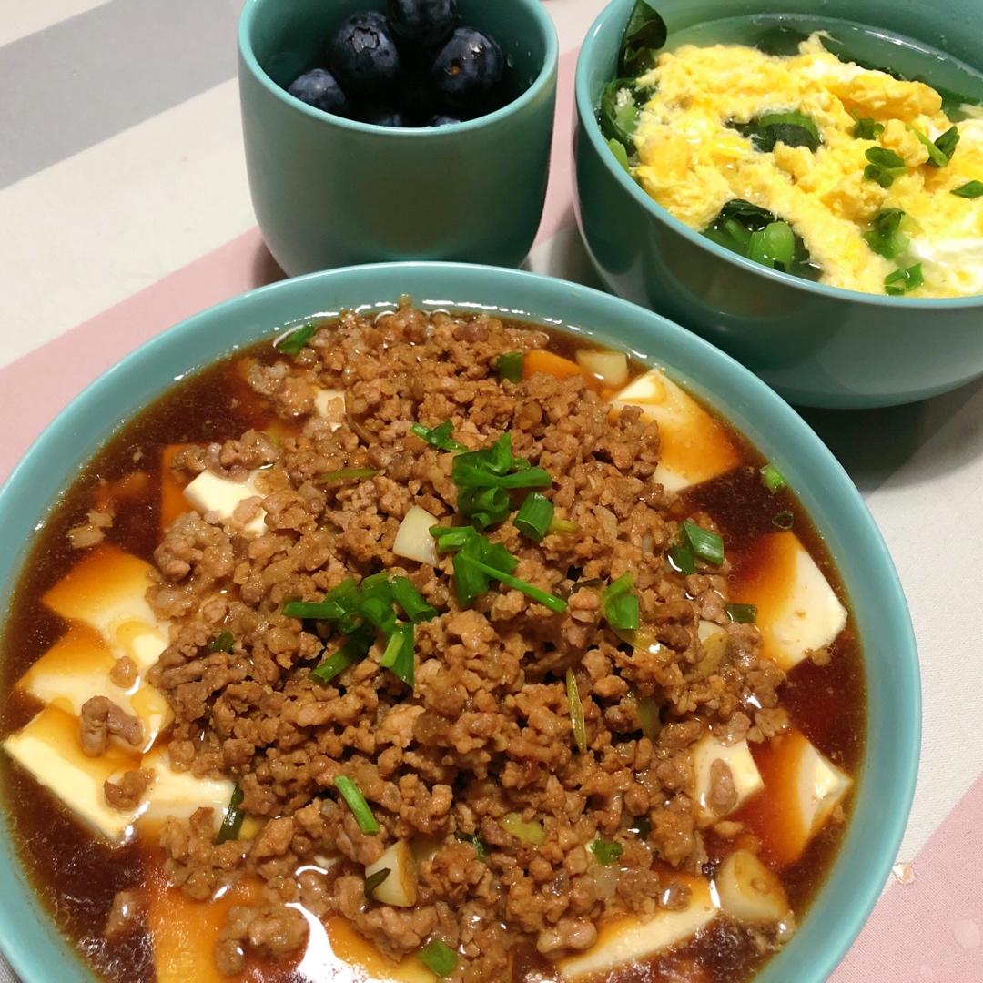 豆腐好吃又简单的做法，鲜嫩多汁，孩子一顿可以多吃1碗饭