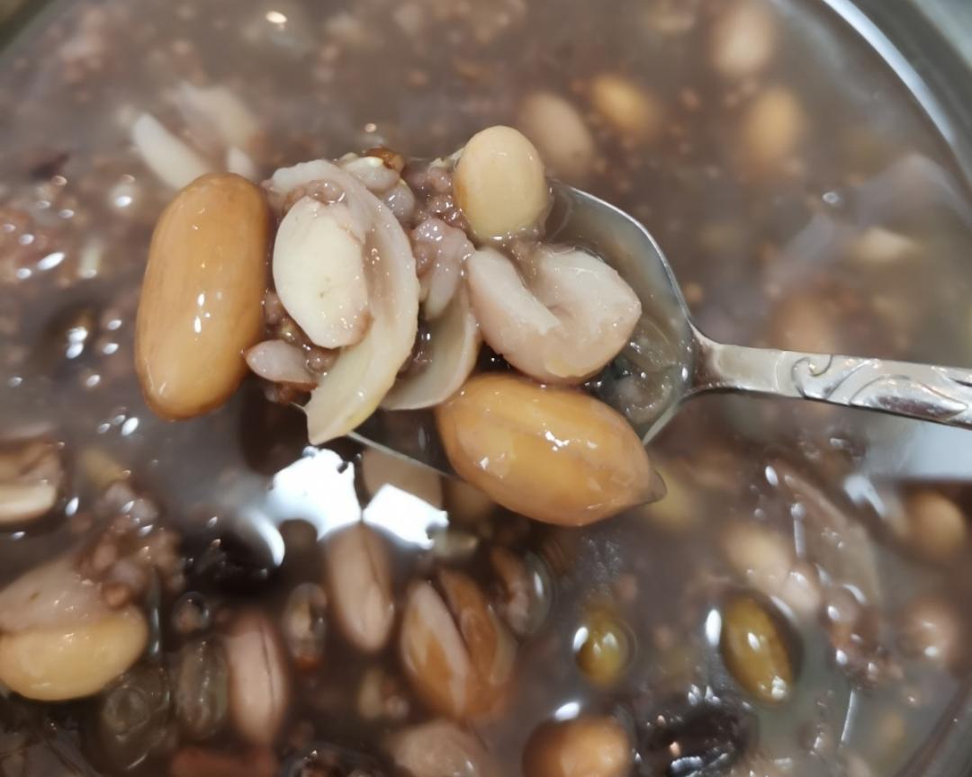 杂粮粥2022-08-20的做法