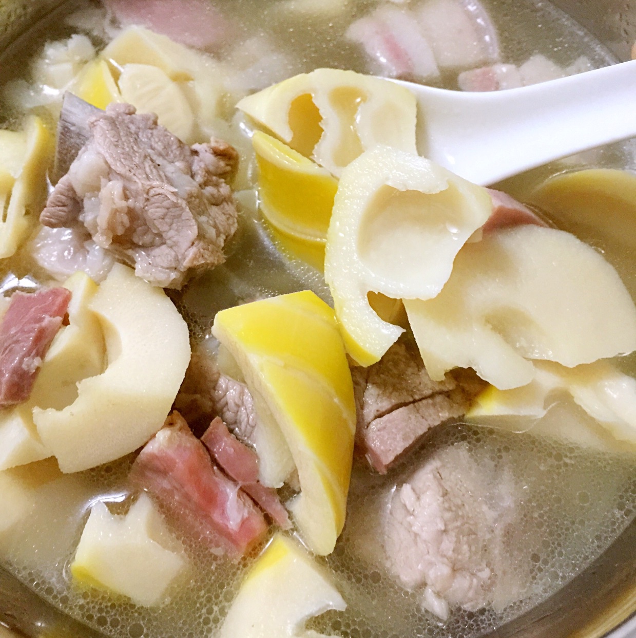 米粥的宝贝猪做的腌笃鲜