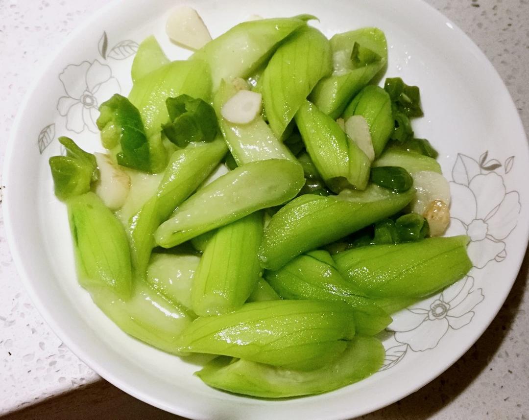 如何超出嫩绿的丝瓜