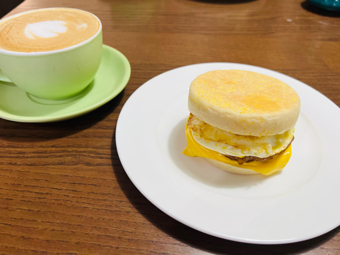 猪柳蛋麦满分 —英式玛芬胚English muffin