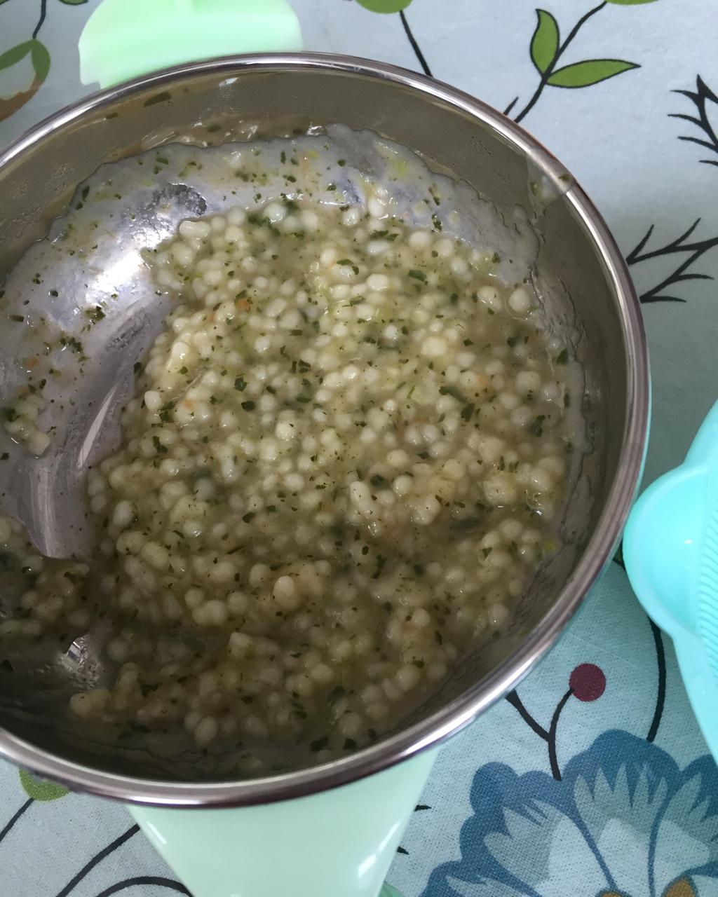 宝宝辅食之小米疙瘩汤