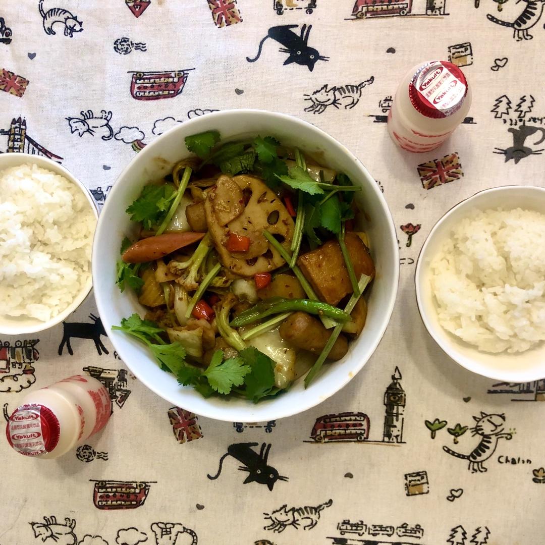 超简单下饭菜🍒火锅底料版麻辣香锅