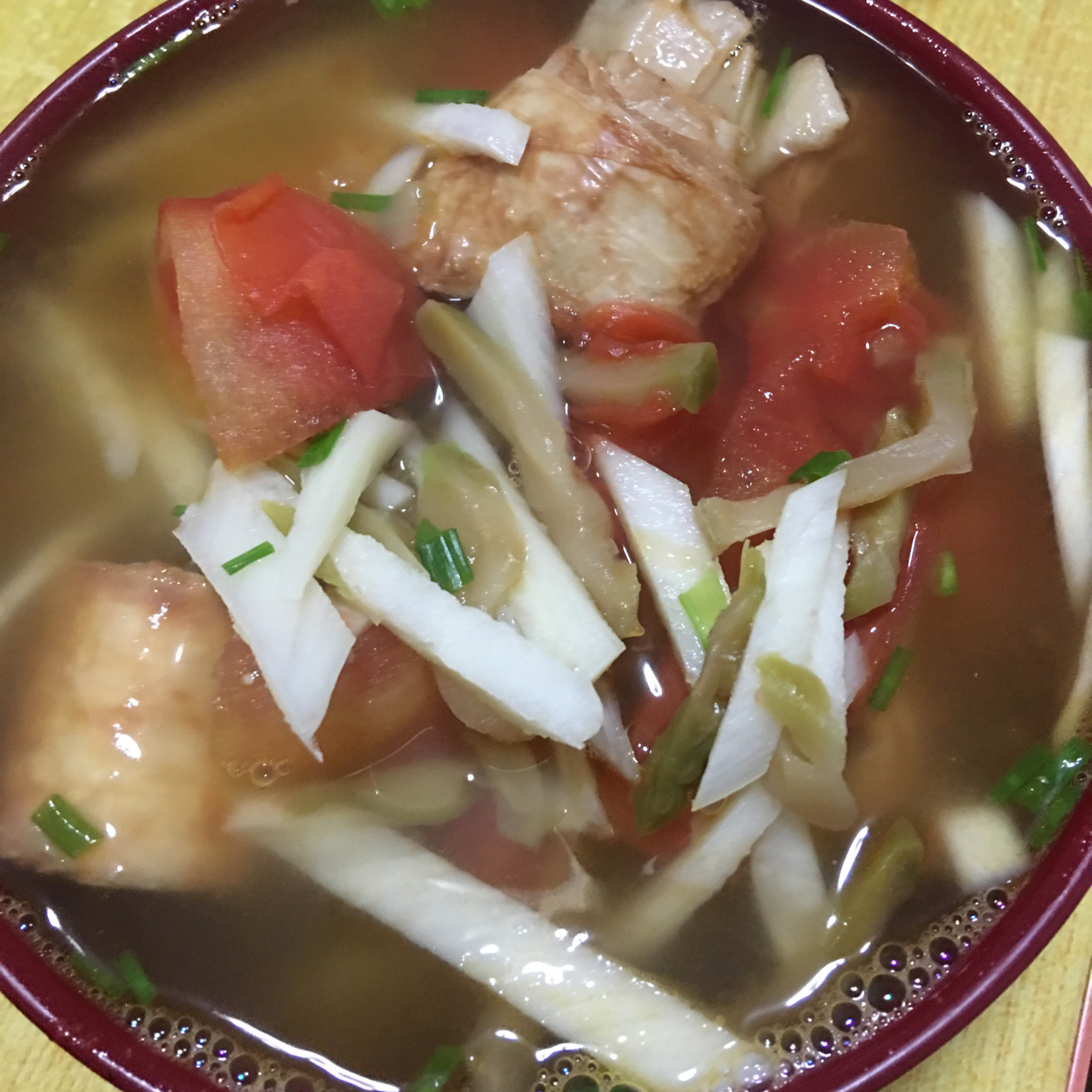 木木家的哆啦做的番茄榨菜蛋汤