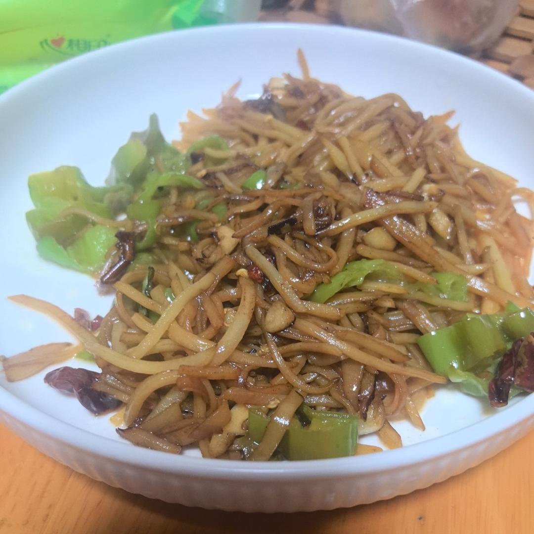 酸辣土豆丝的家常做法 超级下饭