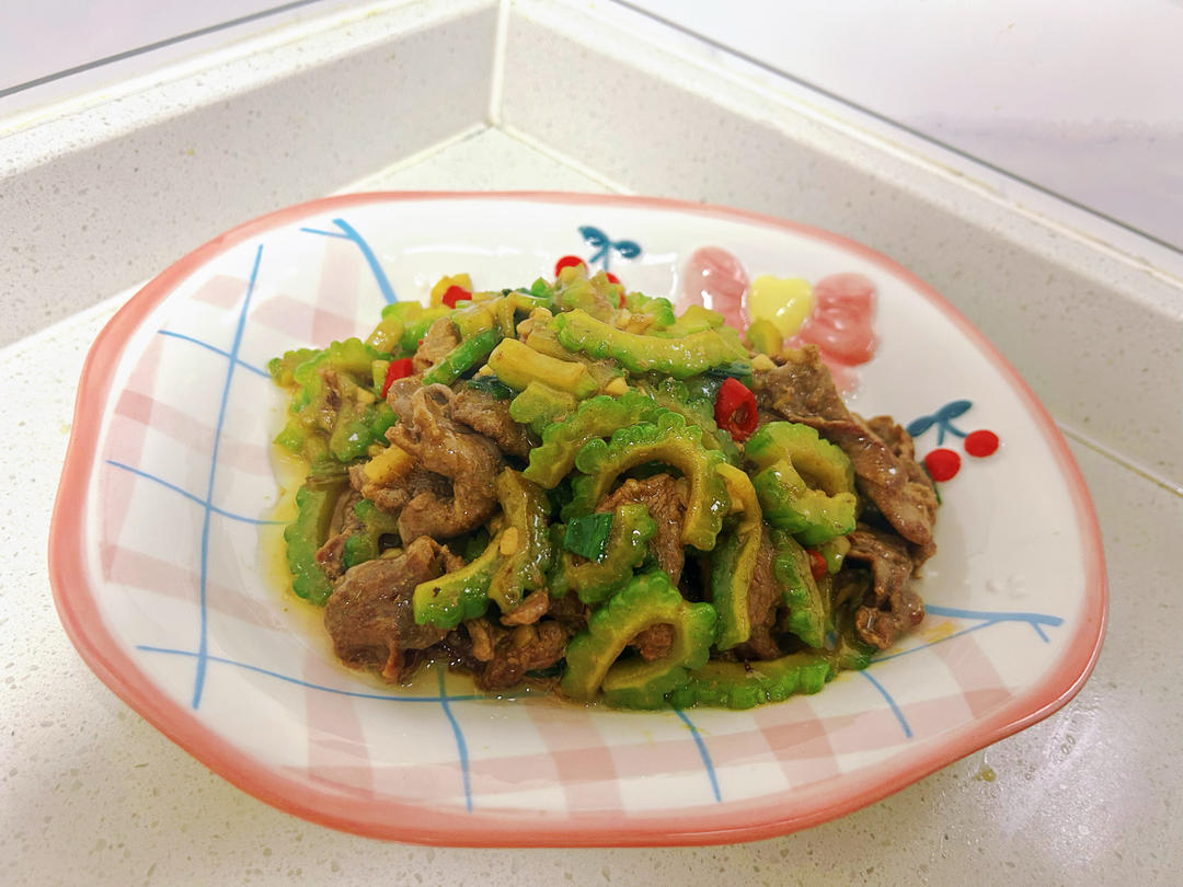 耗油苦瓜炒牛肉
