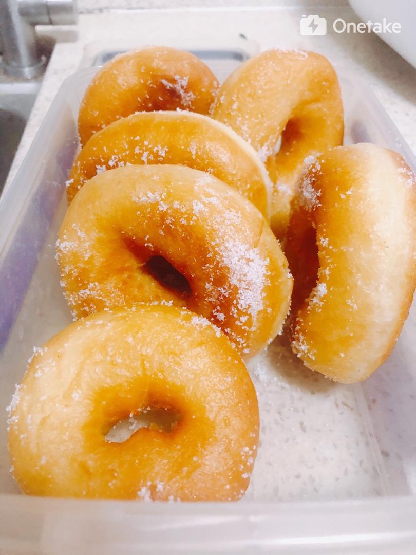 🍩超快手一小时低糖无需烤箱的甜甜圈（详细视频）