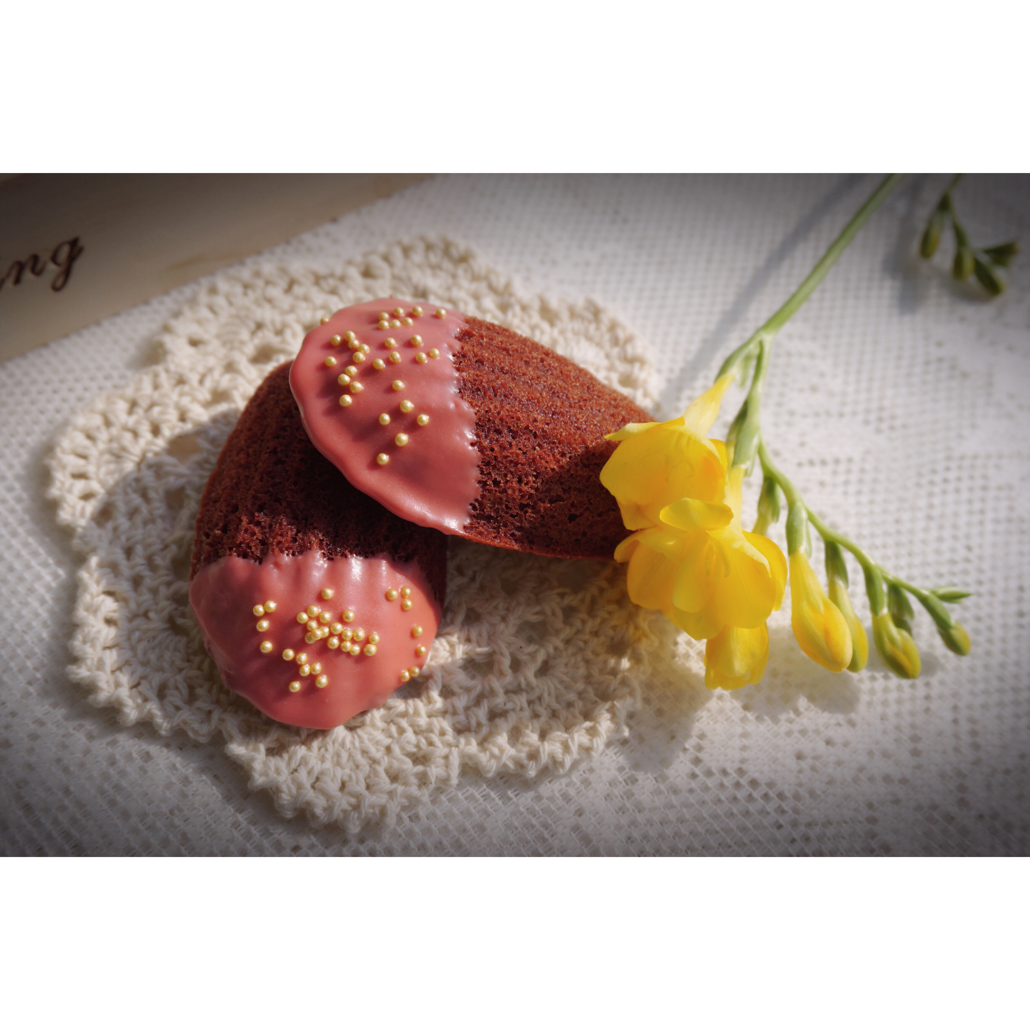 左右右右右做的红丝绒玛德琳