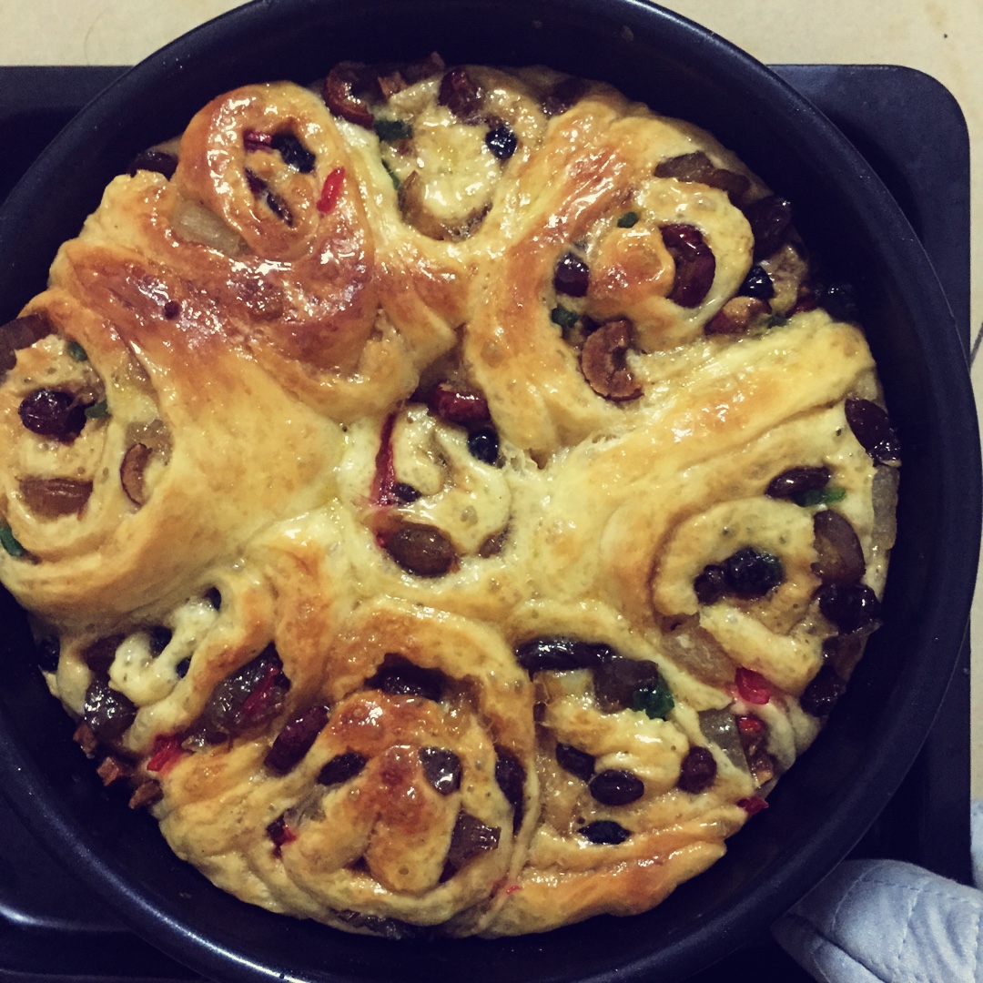 黄油水果面包卷