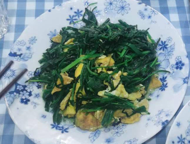 厨房小白的入手韭菜炒鸡蛋