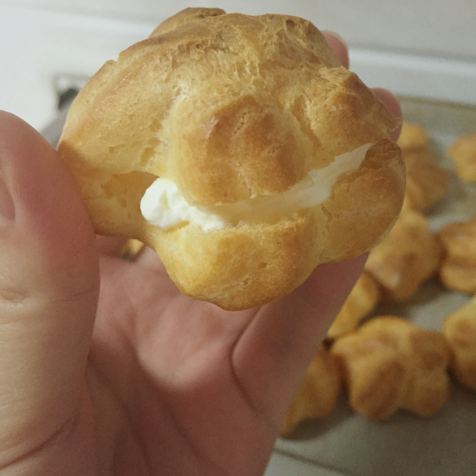 泡芙（卡仕达内馅）