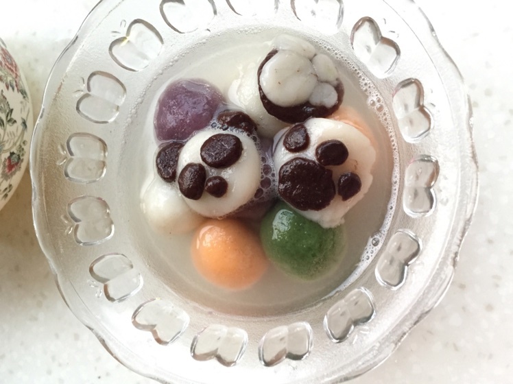 黑芝麻汤圆