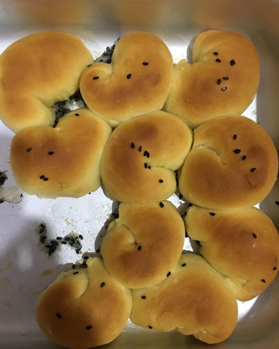 脆底蜂蜜小面包