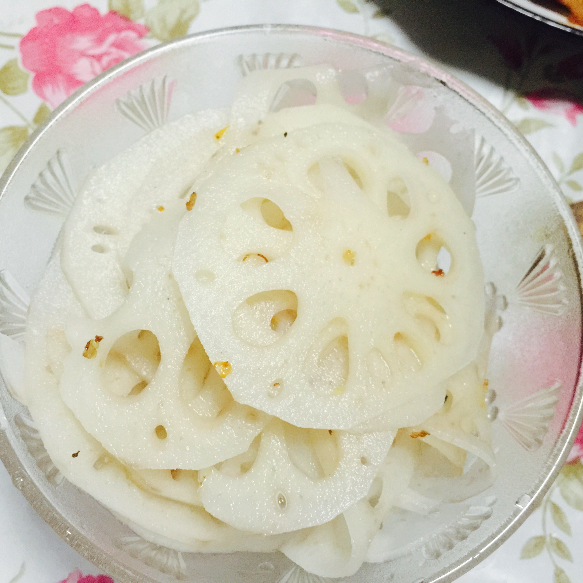 任家小可做的糖拌莲藕