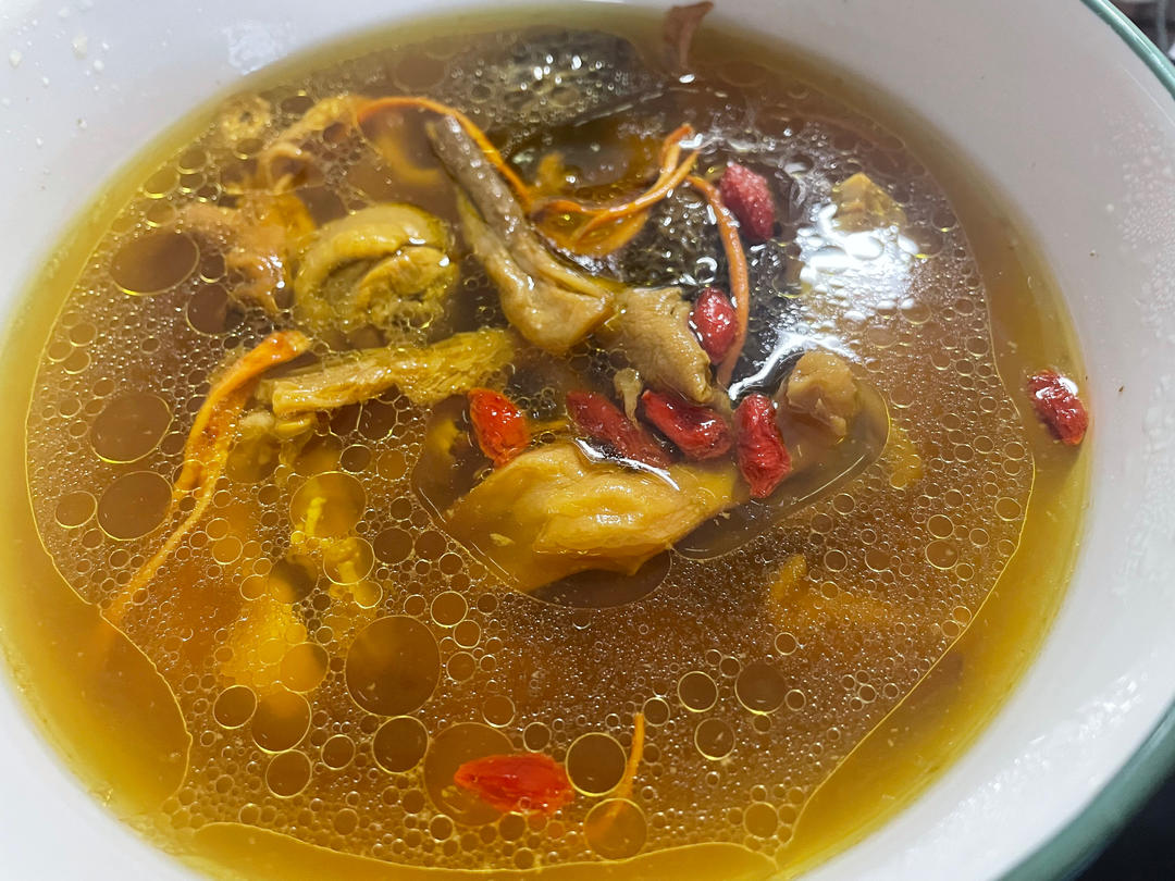简单美味的菌菇鸡汤