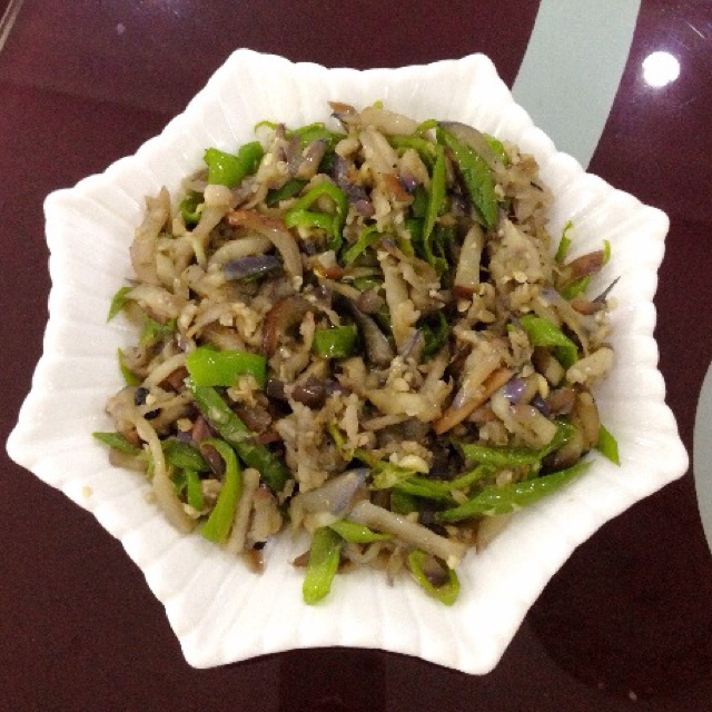 青椒炒茄子