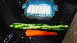 豆腐鸡肉盖蛋蔬菜沙拉的做法 步骤4