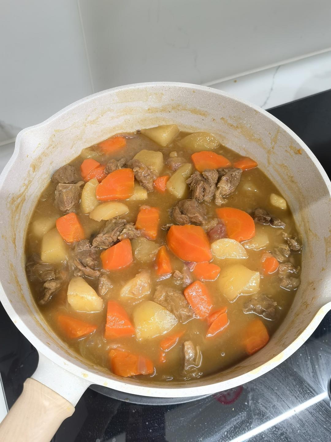 咖喱牛肉（按照流程来绝对不翻车）