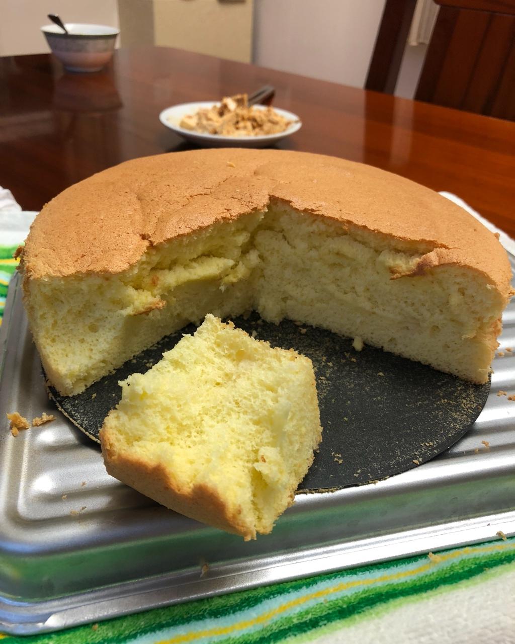 烤箱做蛋糕（戚风蛋糕的做法）