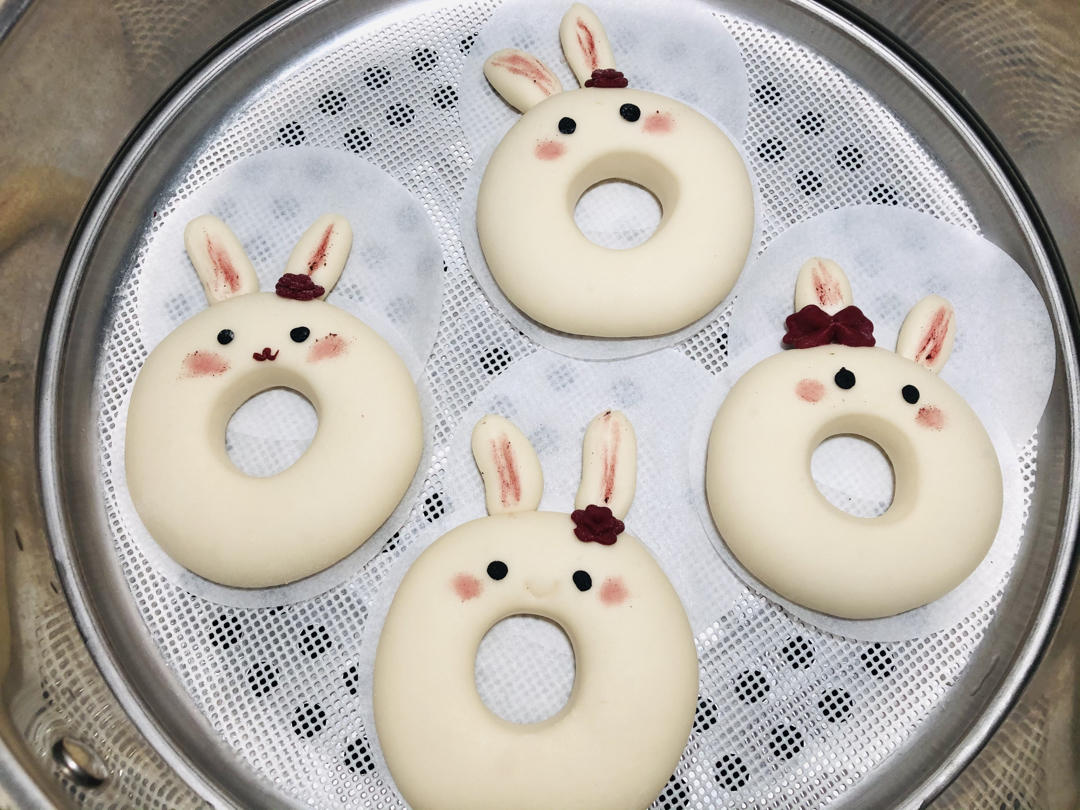 小兔子甜甜圈馒头