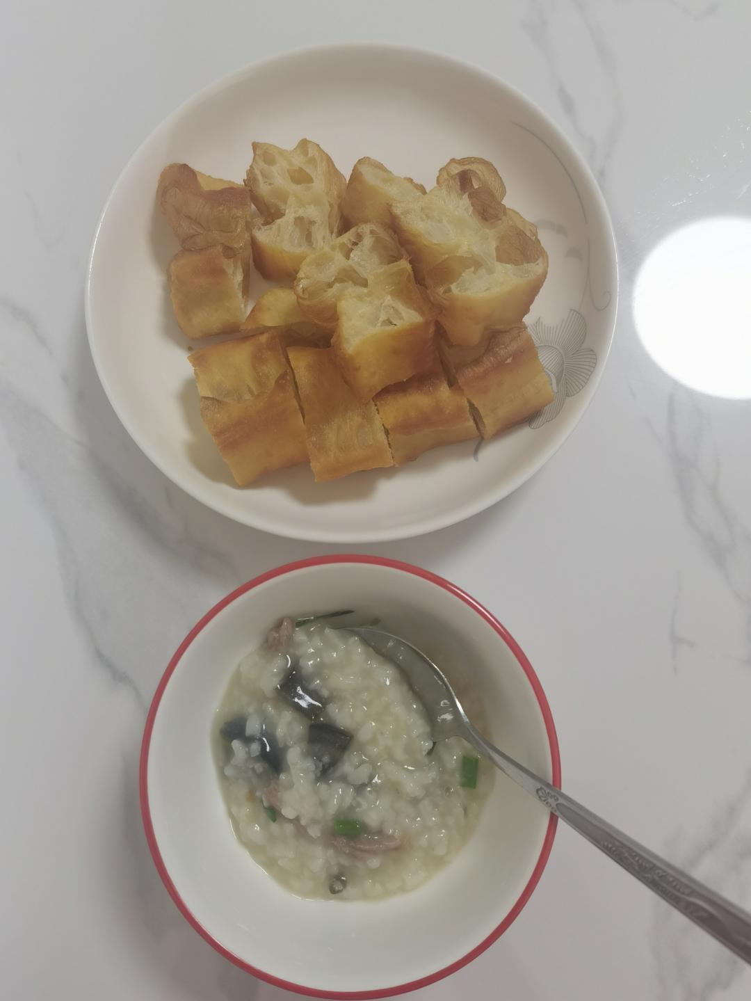 十五分钟快手之香滑皮蛋瘦肉粥(附五分钟电饭煲电压力锅更快捷方法)