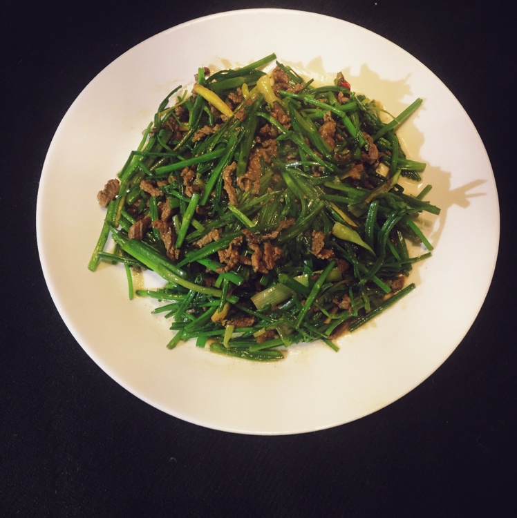 芹菜炒牛肉
