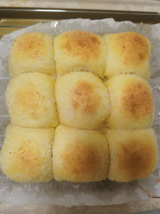 小美.美善品椰浆泡泡面包