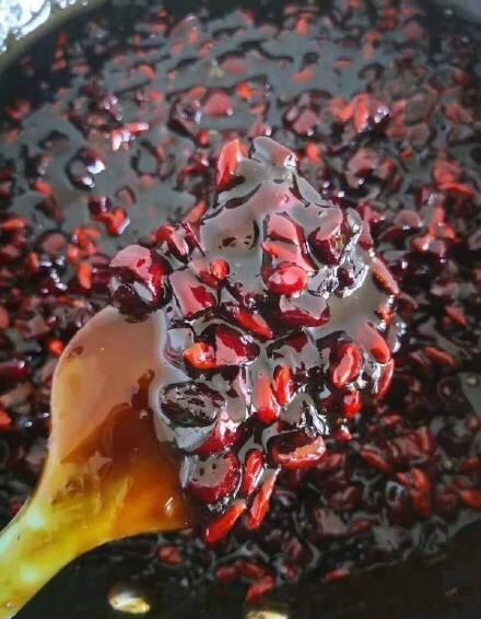 黑糖姜枣膏