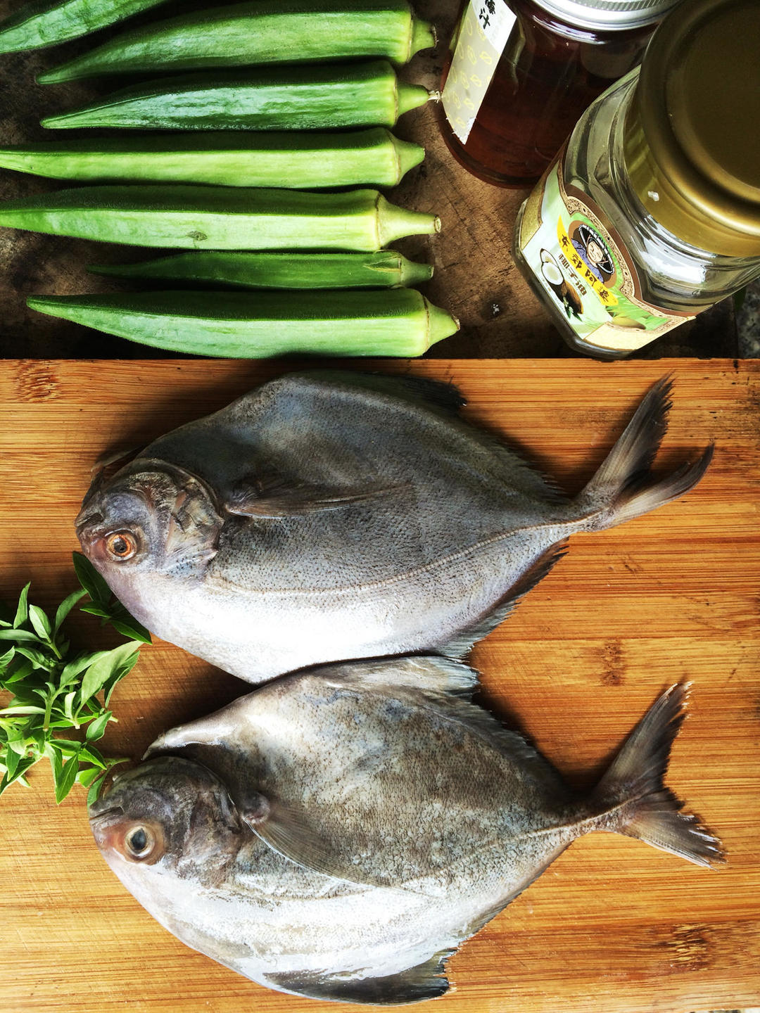 椰香煎鱼(灰鲳)的做法 步骤1