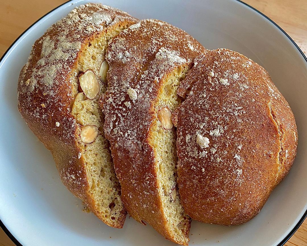 全麦杏仁面包(简单快手|无糖无油)