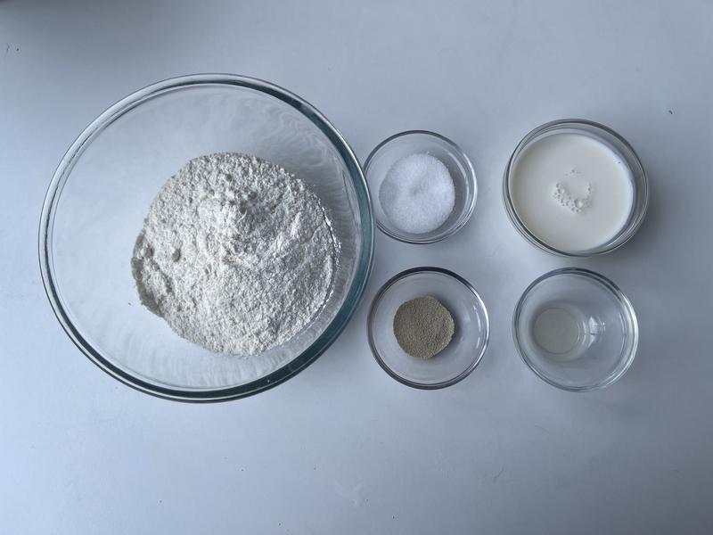 纯奶手撕吐司的做法 步骤1