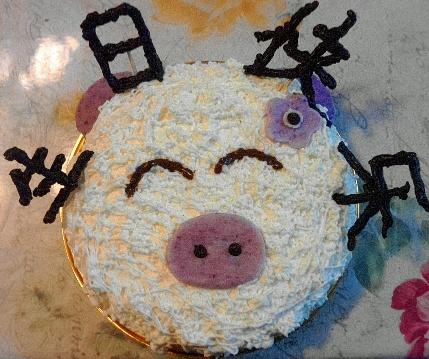 猪小妹造型蛋糕的做法