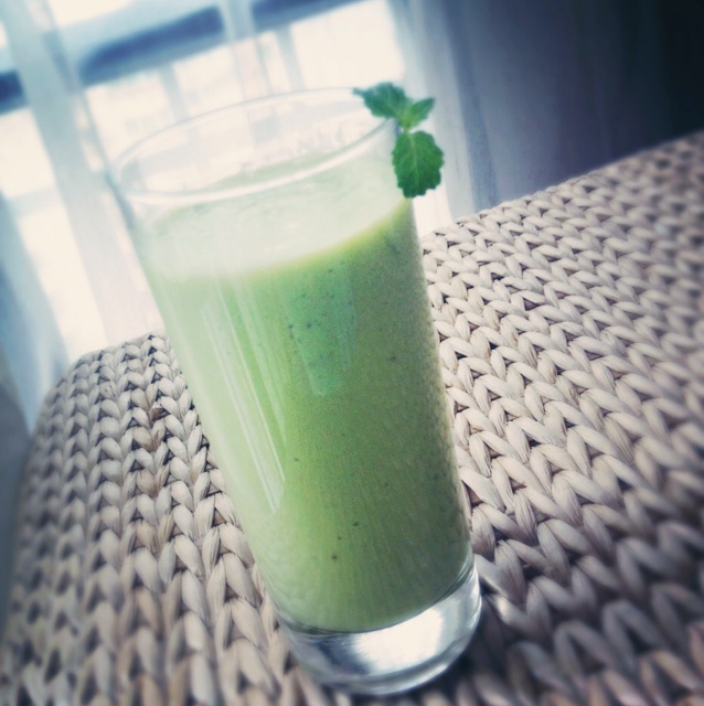 牛油果香蕉奶昔