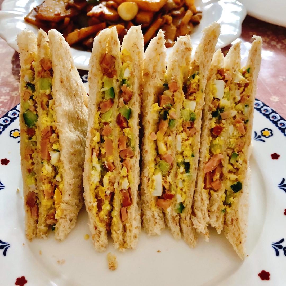 快手美味鸡蛋三明治