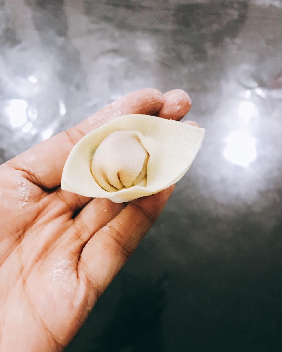 元宝馄饨的包法