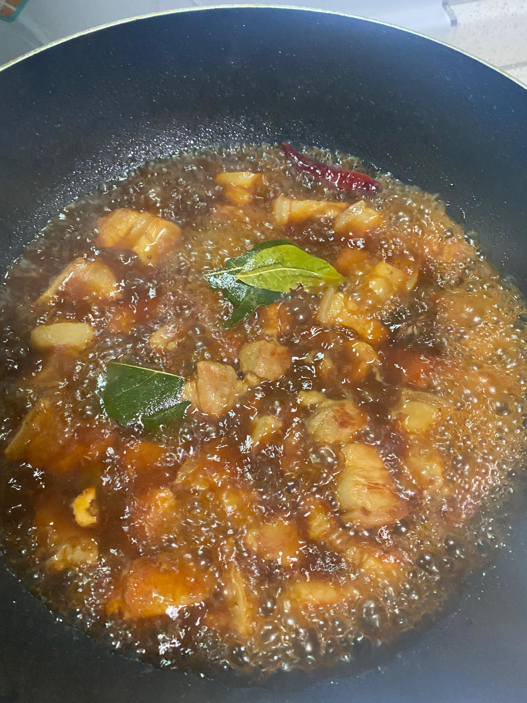 不焯水不放油的家常红烧肉