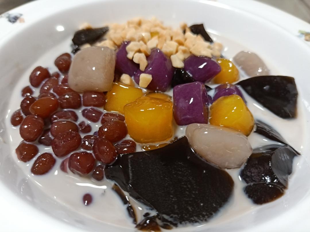 美味芋圆烧仙草