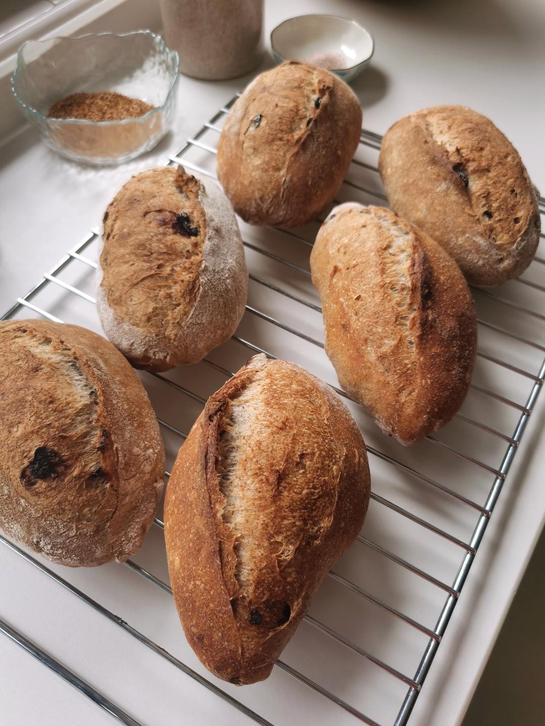 法式乡村面包                      （蔓越莓核桃、培根乳酪）