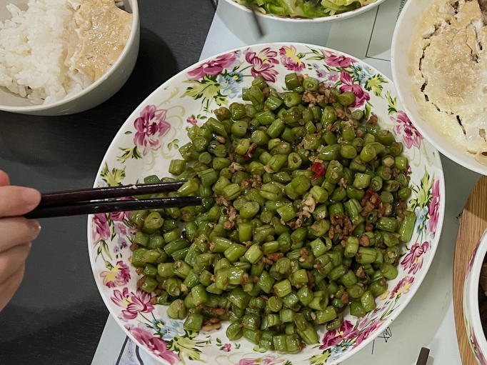 肉沫豆角下饭菜