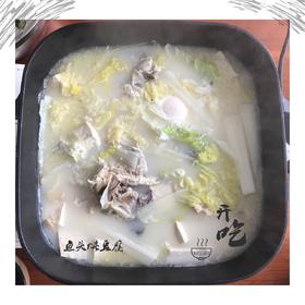 砂锅鱼头炖豆腐