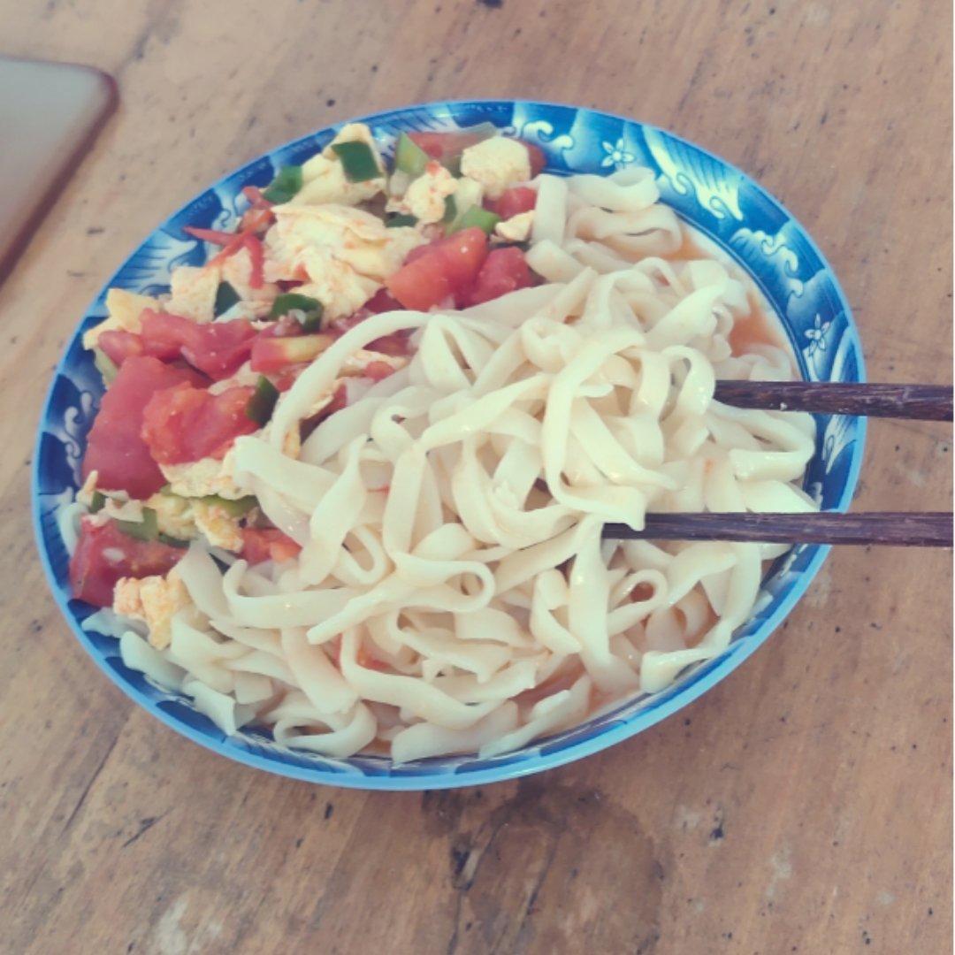 番茄炒鸡蛋（超浓的番茄味）