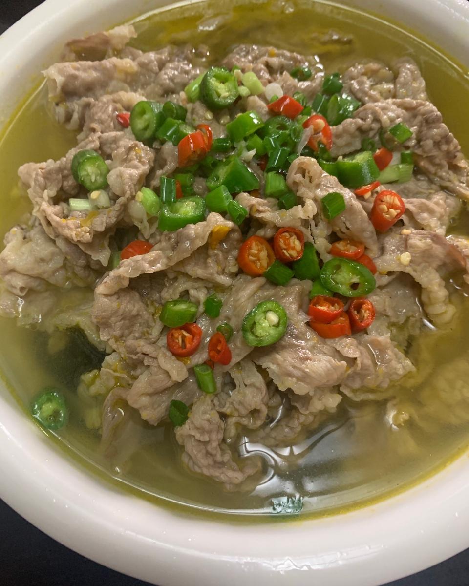 酸汤肥牛